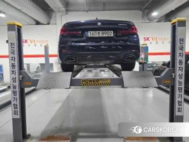 BMW 5 Series (G30) 2021 Черный из Кореи, фото 2