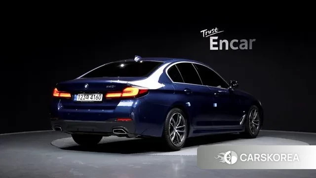 BMW 5 Series (G30) id 3741557 из Кореи 12