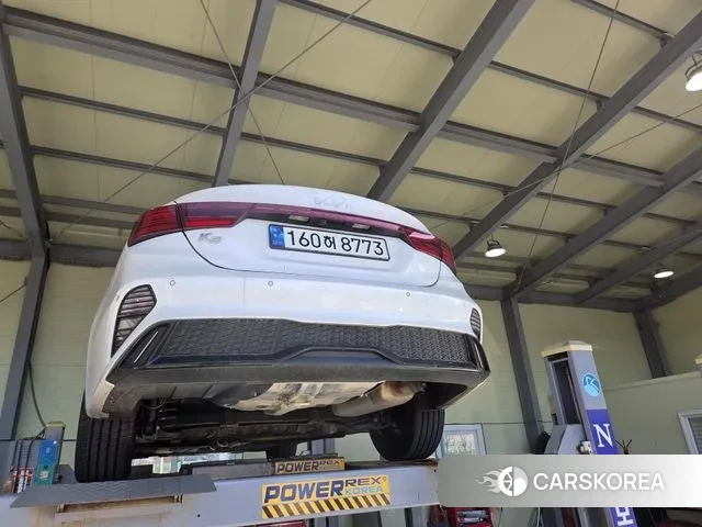 Kia The New K3 2nd generation 2021 Белый из Кореи, фото 2