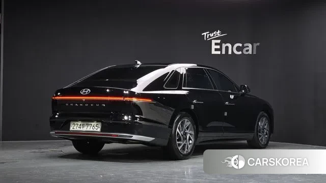 Hyundai Grandeur (GN7) id 3492297 из Кореи 12