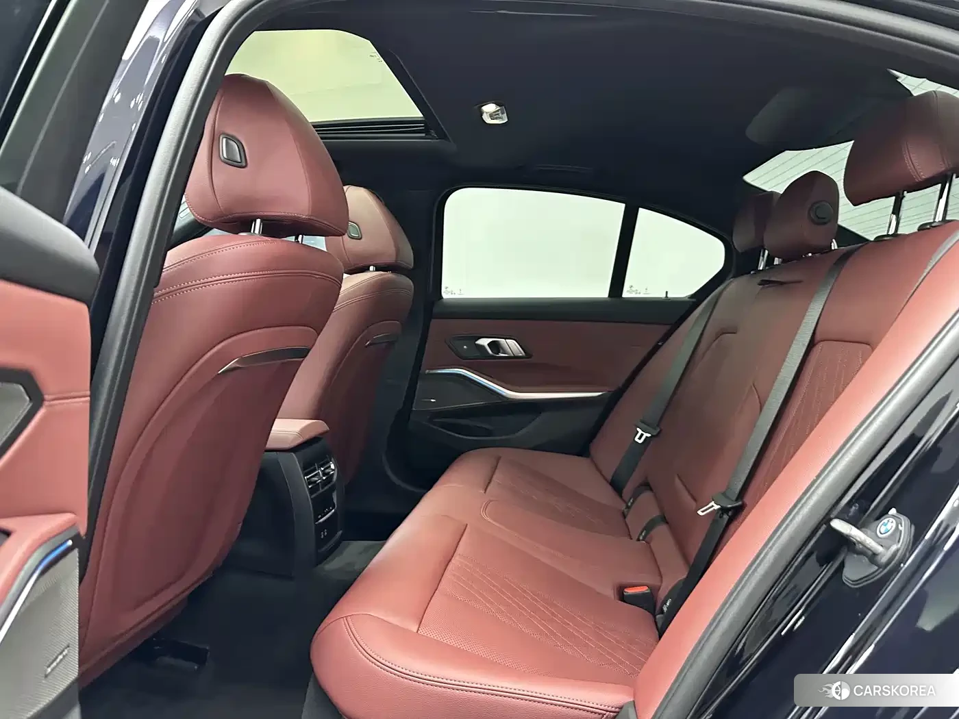 BMW 3 series id 4679519 из Китая 12