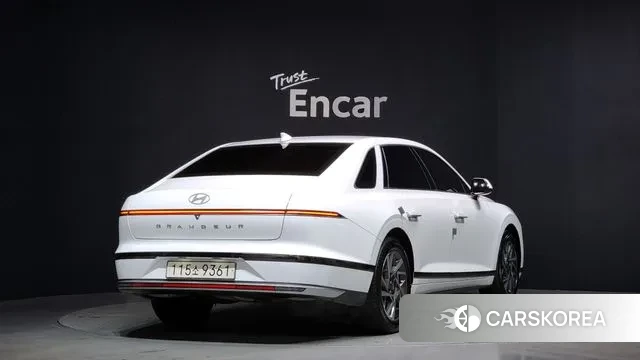 Hyundai Grandeur (GN7) id 3619708 из Кореи 12