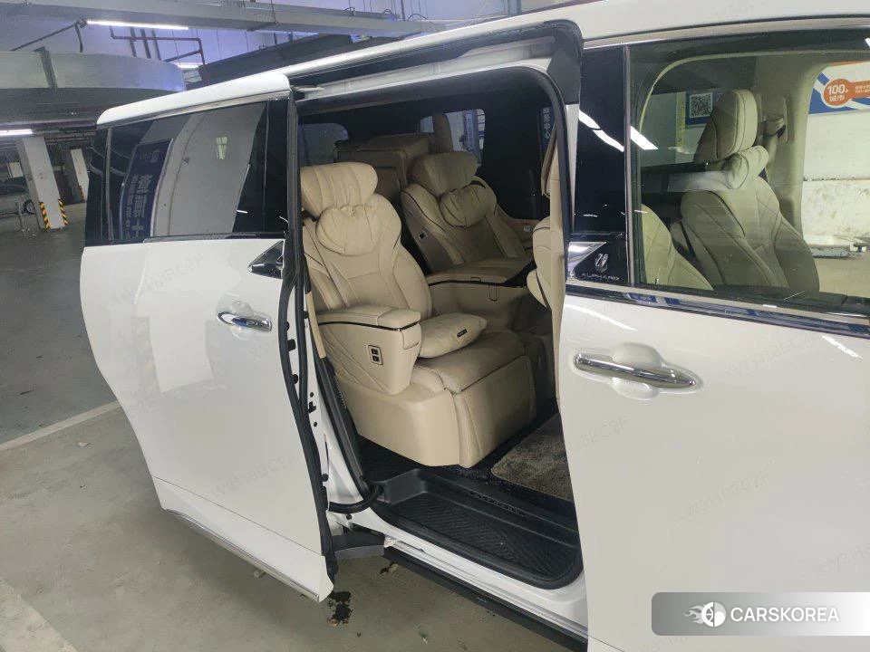 Toyota Elfa 2025 Белый из Китая, фото 5