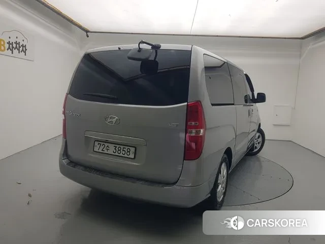 Hyundai The New Grand Starex id 3573869 из Кореи 9