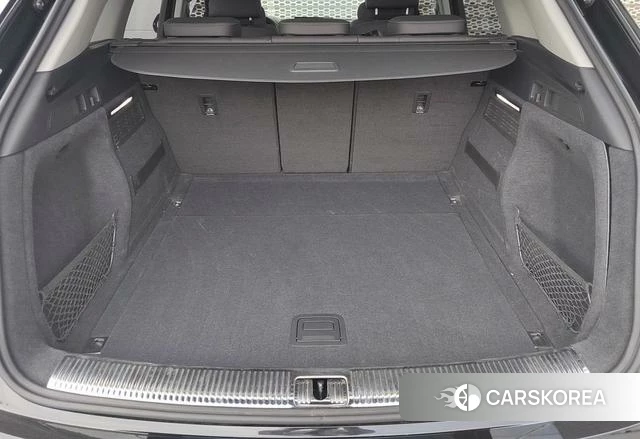 Audi Q5L id 4273069 из Китая 8