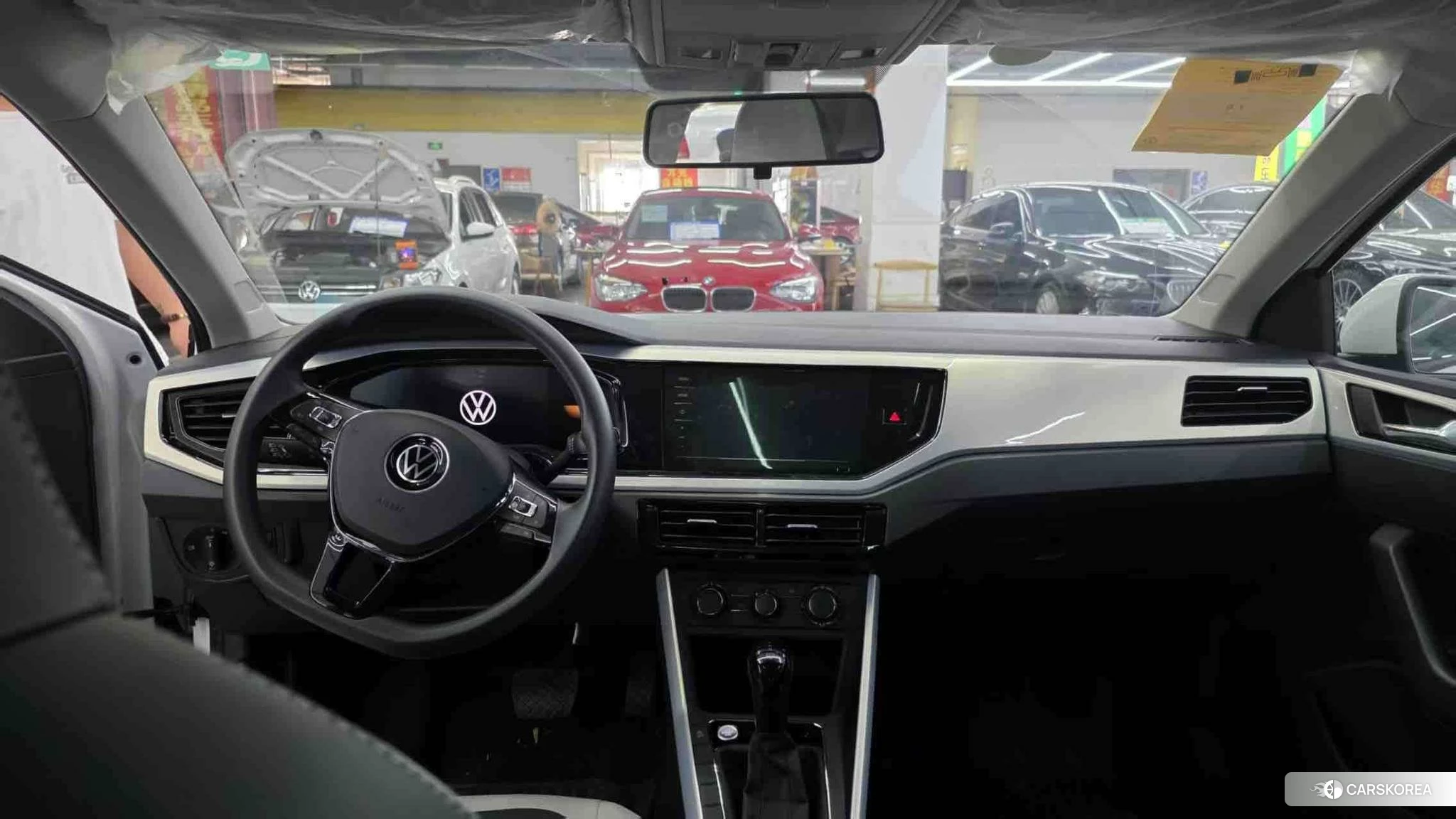 Volkswagen Polo 2022 Белый из Китая, фото 2