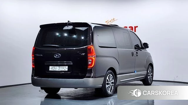 Hyundai The New Grand Starex id 3861687 из Кореи 12