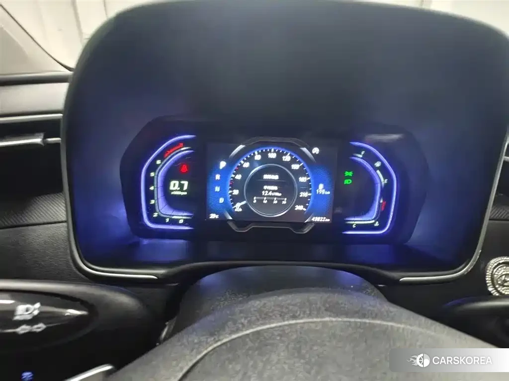 Hyundai Tucson 2023 Белый из Китая, фото 2
