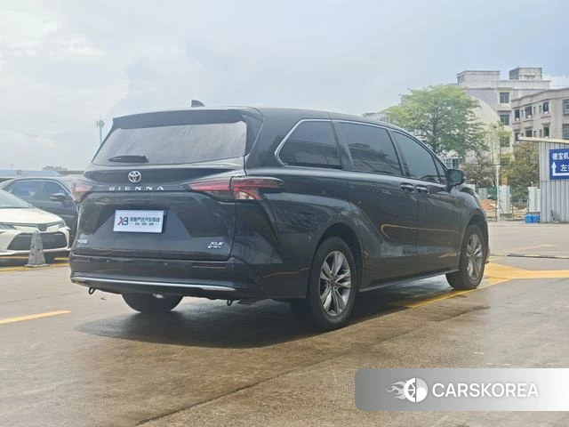 Toyota Saina id 4366031 из Китая 12