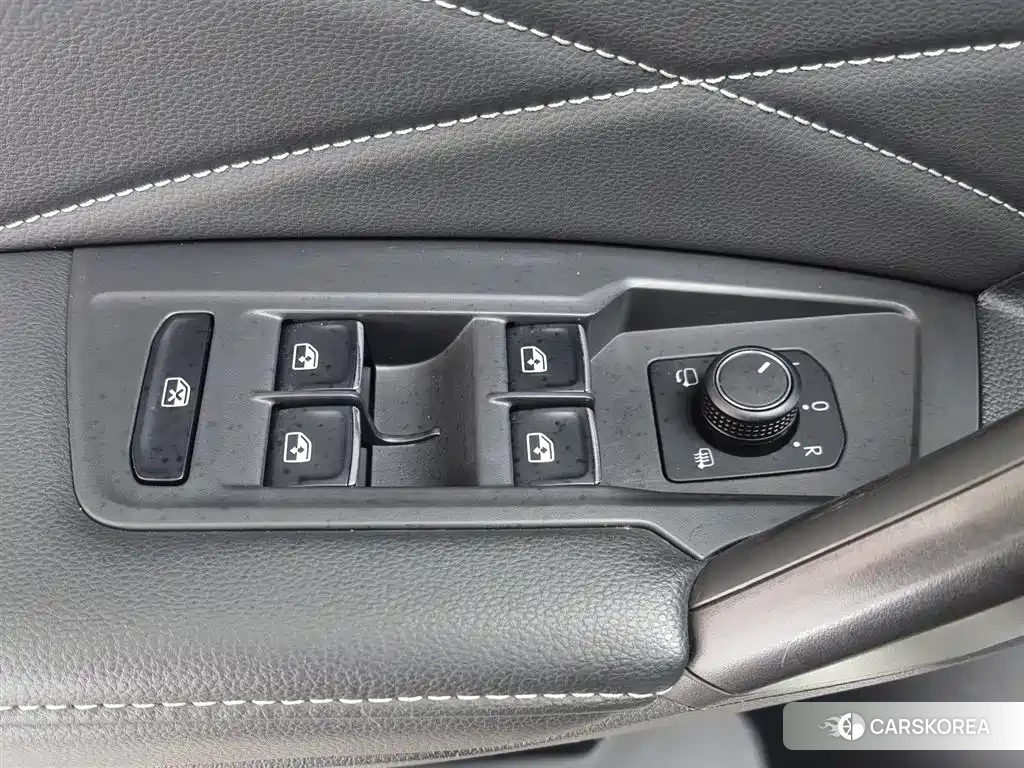 Volkswagen Tiguan L id 4680467 из Китая 13