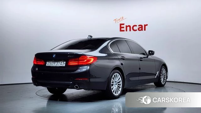 BMW 5 Series (G30) id 4384257 из Кореи 12