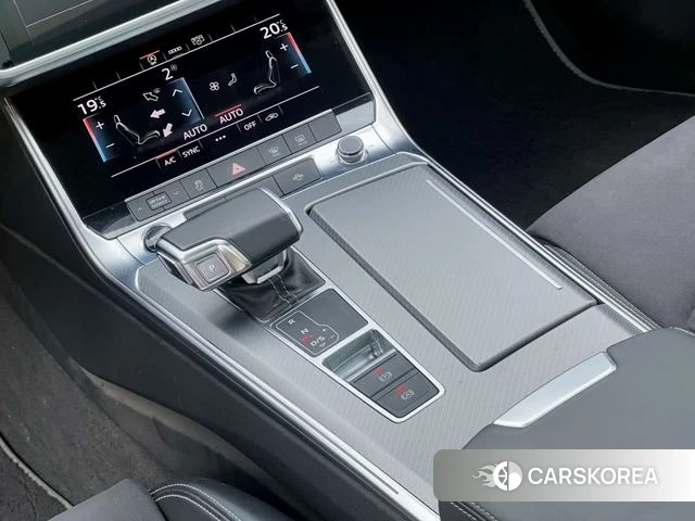 Audi A7L id 4365671 из Китая 11