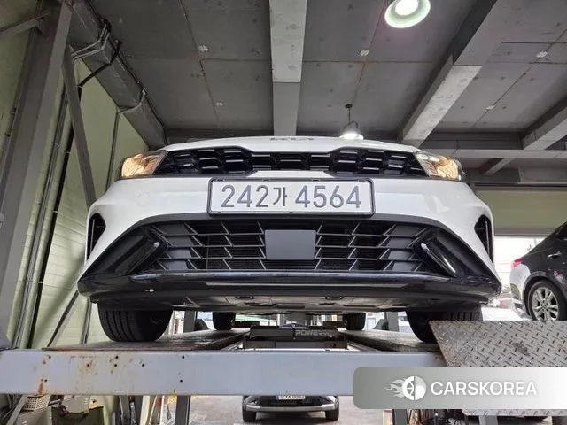 Kia The New K3 2nd generation 2021 Белый из Кореи, фото 2