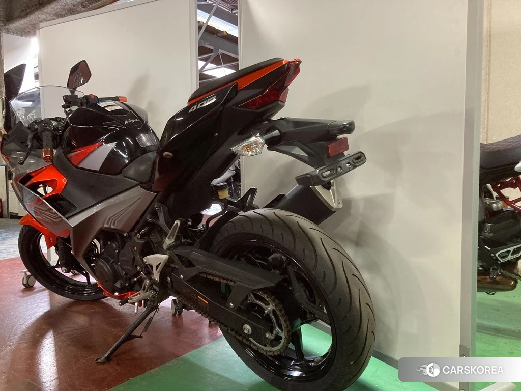Проданный Kawasaki Ninja 400-2 2018 из Японии