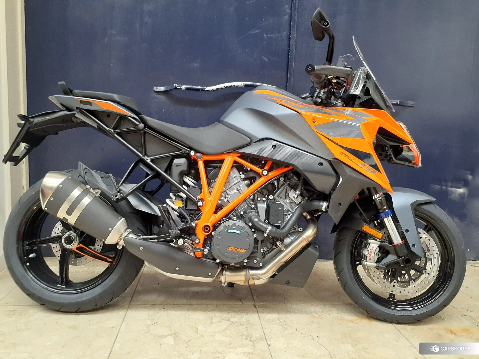 KTM 1290 SUPER DUKE GT 2023 из Японии