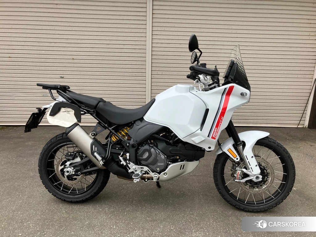 Проданный Ducati DESERT X 2023 из Японии