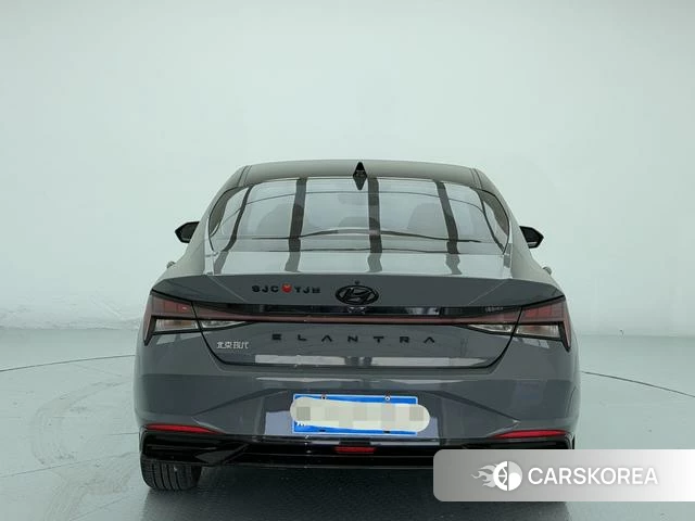 Hyundai Elantra id 4257799 из Китая 10