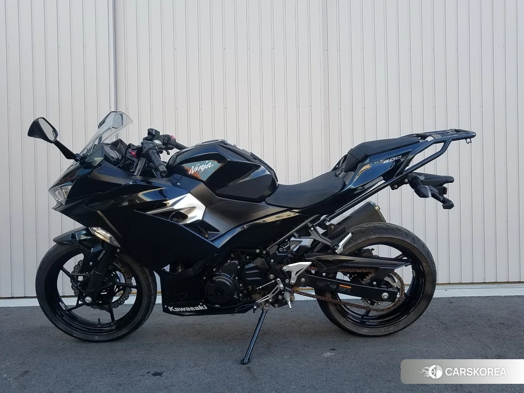 Проданный Kawasaki Ninja 400-2 2018 из Японии, фото 2
