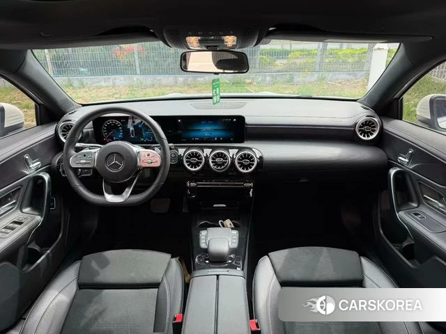 Mercedes-Benz Class A 2021 Белый из Китая, фото 2