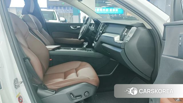 Volvo XC60 2018 Белый из Китая, фото 3