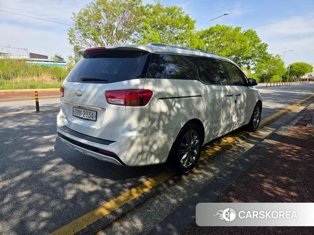 Kia All New Carnival id 4180771 из Кореи 12