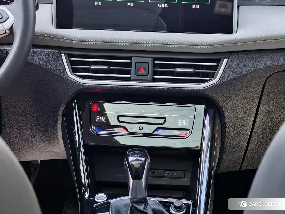 Volkswagen Tayron 2023 Черный из Китая, фото 2