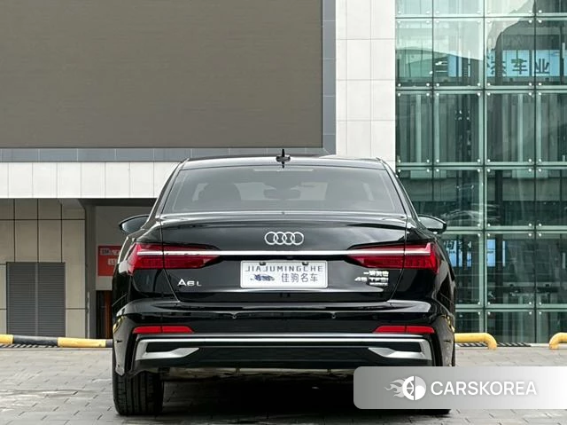 Audi A6L id 4290438 из Китая 7
