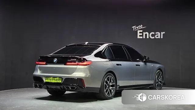 BMW 7 Series (G70) id 3769567 из Кореи 12