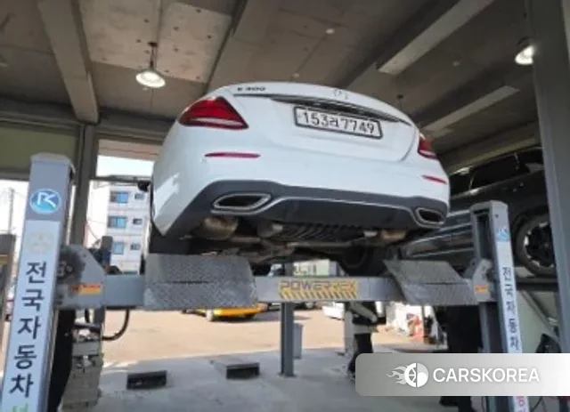 Mercedes-Benz E-Class W213 2019 Белый из Кореи, фото 2