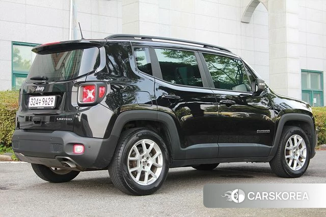 Jeep Renegade id 4654770 из Кореи 7
