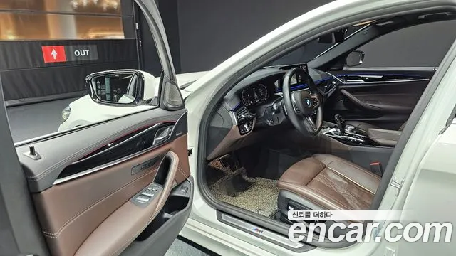 BMW 5 Series (G30) id 2744641 из Кореи 12