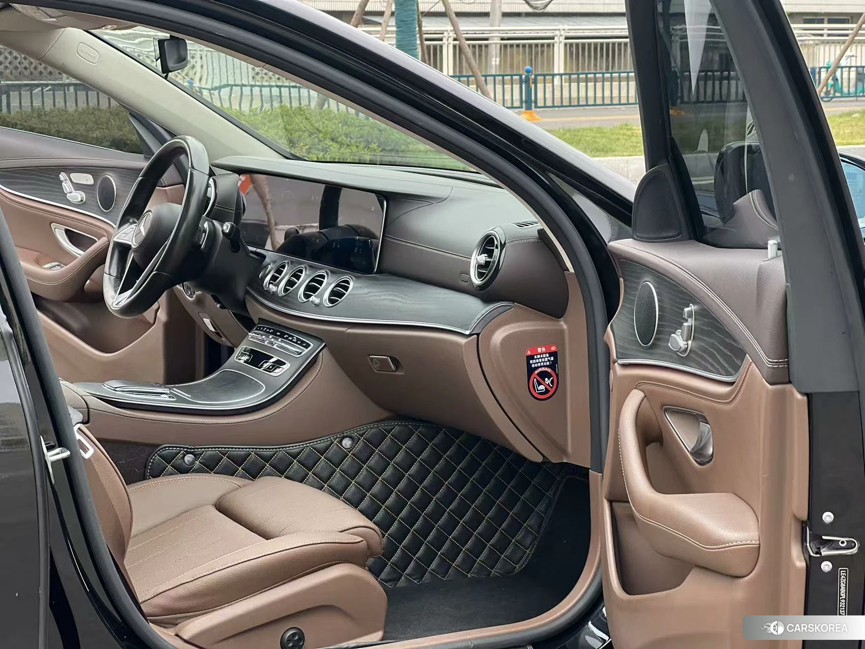 Mercedes-Benz E-class id 4440768 из Китая 8
