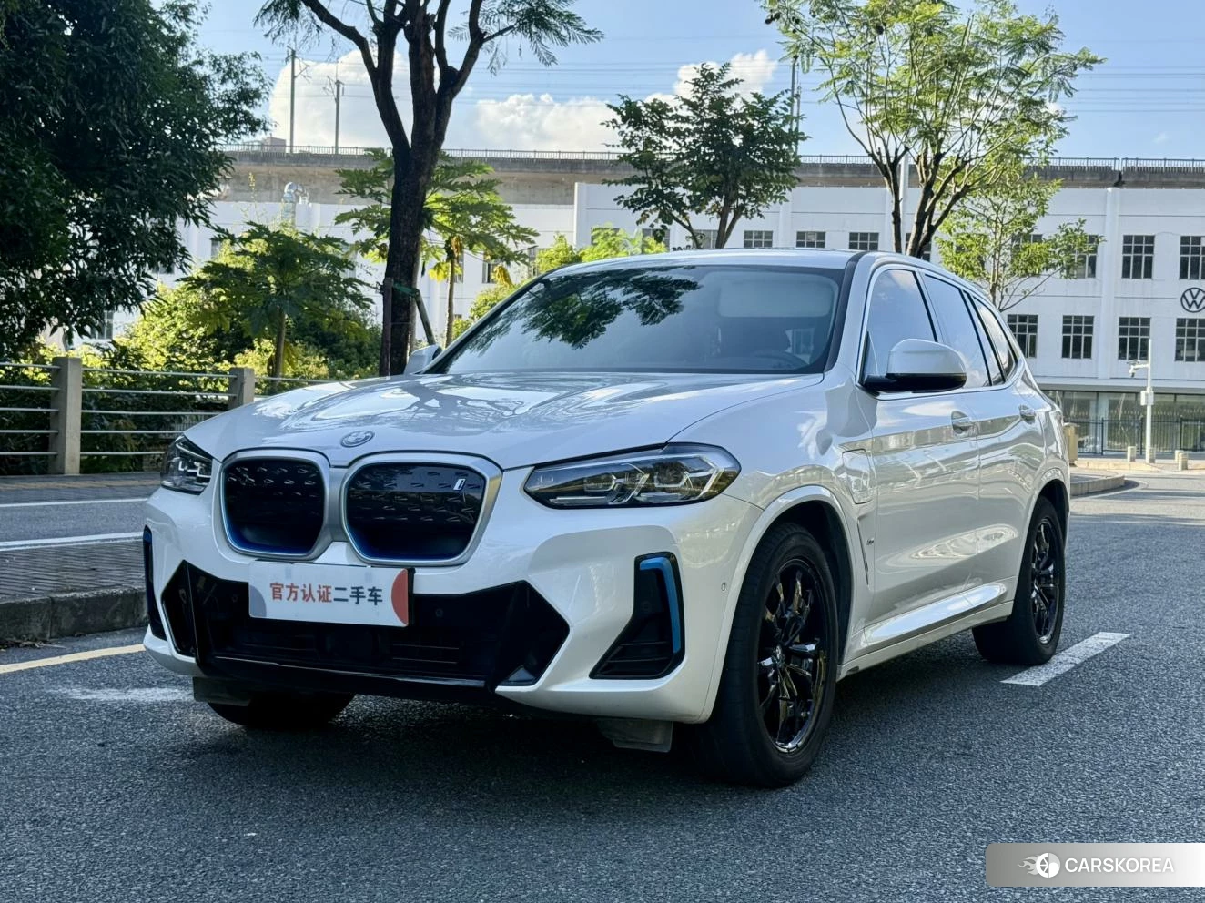 BMW iX3 2021 Белый из Китая, фото 2