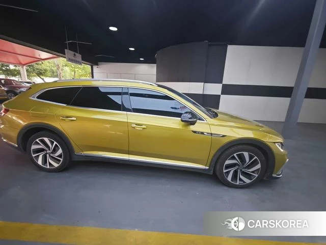 Volkswagen CC 2021 Желтый из Китая, фото 3