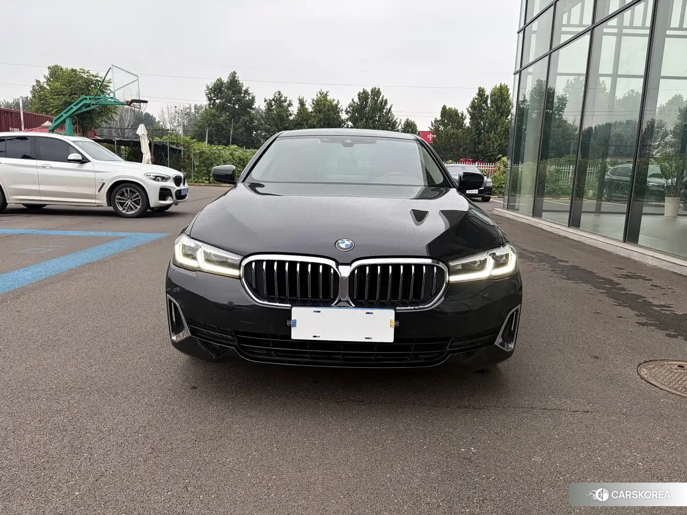 BMW 5 series 2021 Черный из Китая, фото 2