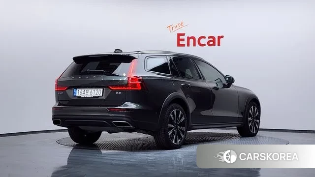 Volvo V60 Cross-Country 2nd Generation id 3488295 из Кореи 12