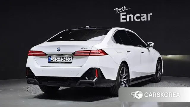 BMW 5 Series (G60) id 3442252 из Кореи 12