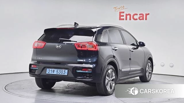 Kia Niro EV id 4293942 из Кореи 12