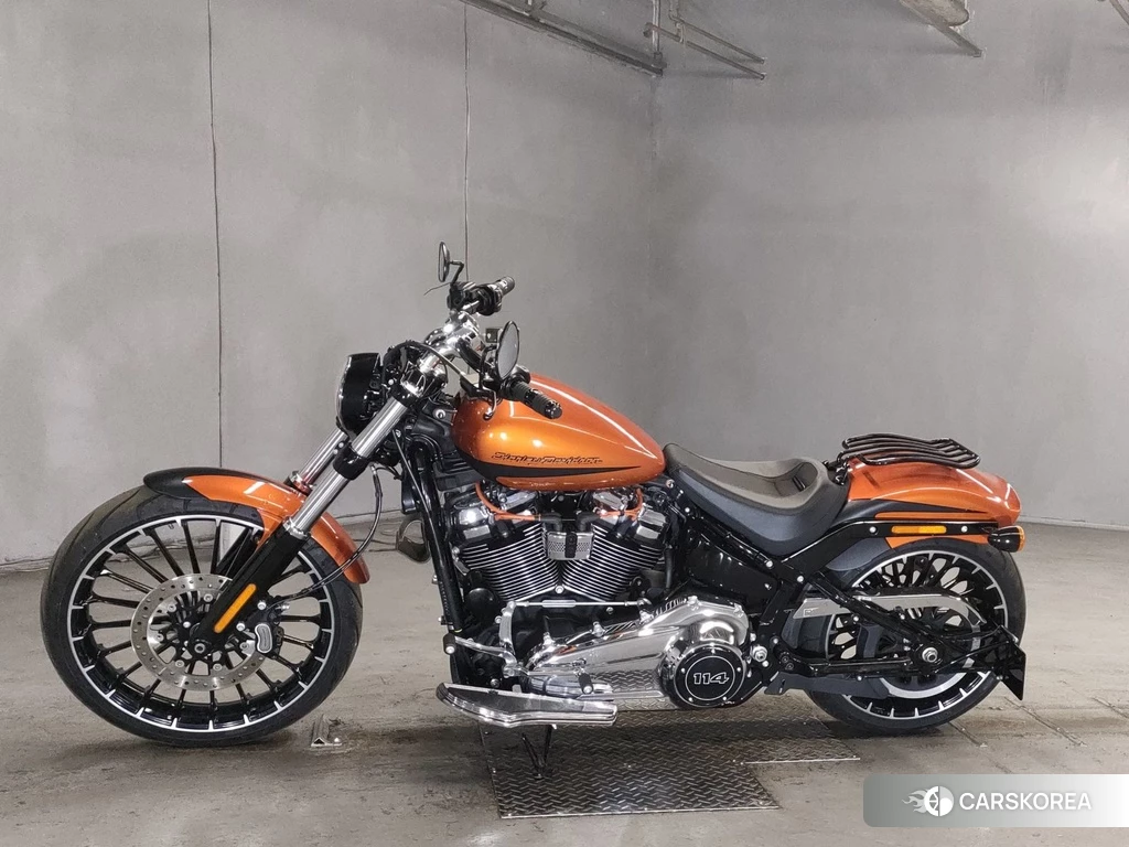 Проданный Harley-Davidson Softail Breakout FXBRS1868 2019 из Японии, фото 2
