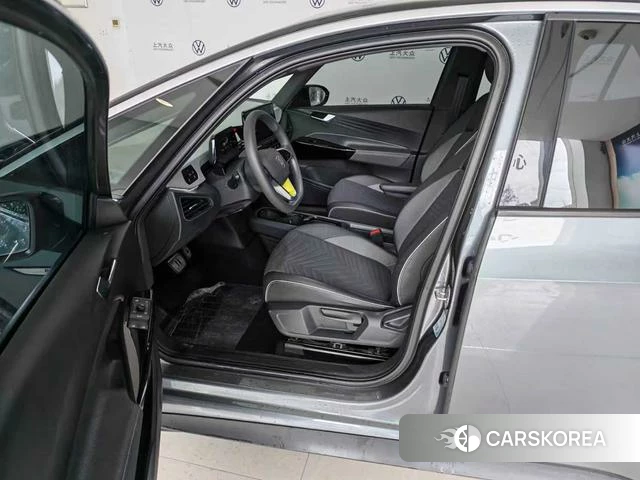Volkswagen ID.3 2024 Темно-серый из Китая, фото 6