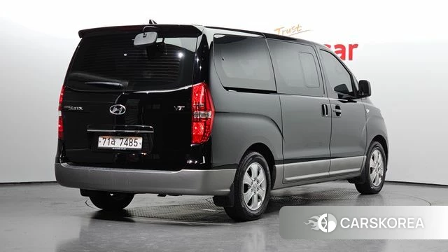 Hyundai The New Grand Starex id 4895000 из Кореи 12