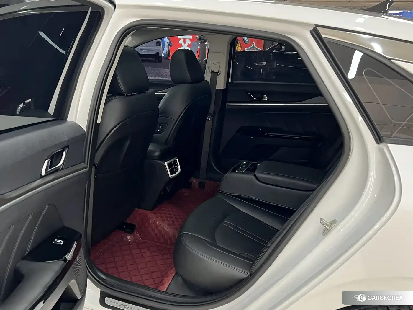 Kia K5 2022 Белый из Китая, фото 6