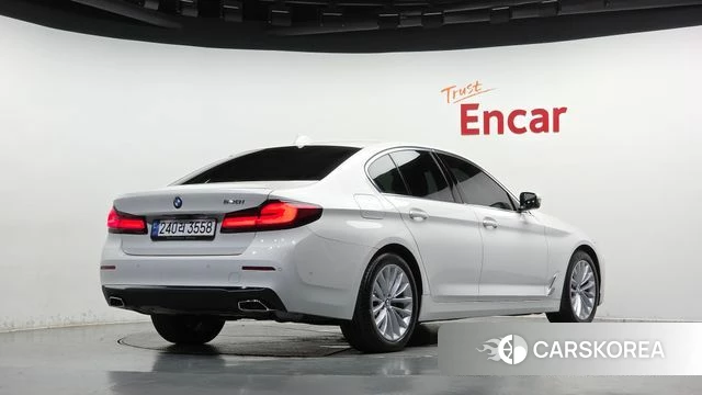 BMW 5 Series (G30) id 4847974 из Кореи 12