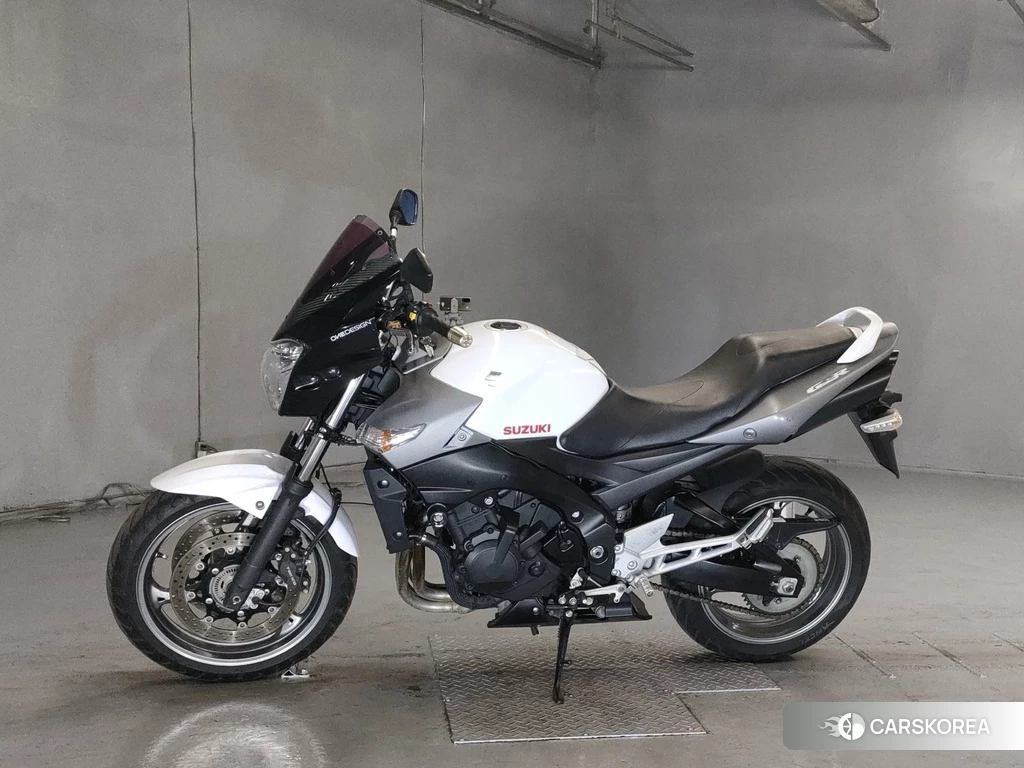 Проданный Suzuki GSR400 2014 из Японии