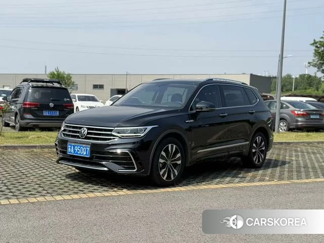 Volkswagen Tiguan L 2022 Черный из Китая, фото 2