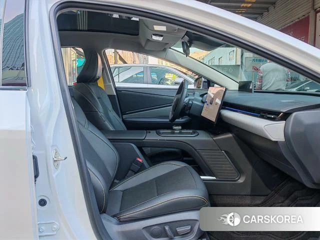 Toyota bZ5 2025 Белый из Китая, фото 4