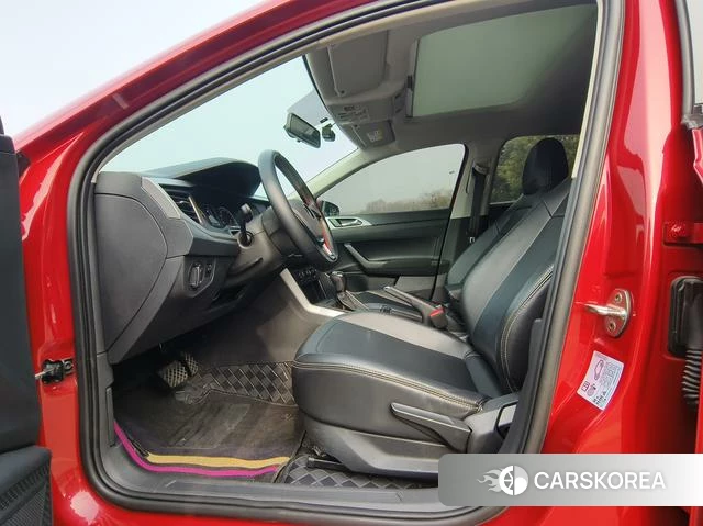 Volkswagen Polo 2022 Красный из Китая, фото 2