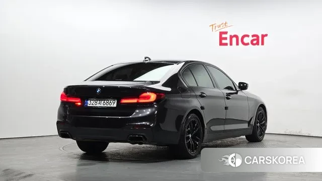 BMW 5 Series (G30) id 3687284 из Кореи 12