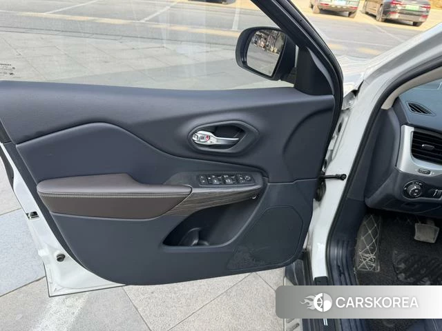 Jeep Free light 2020 Белый из Китая, фото 3
