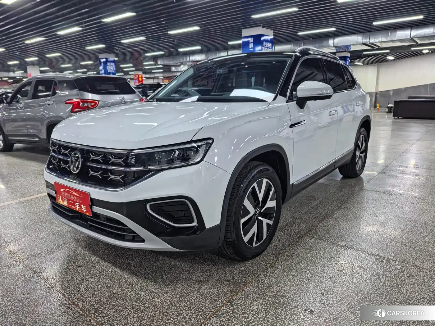 Volkswagen Tayron 2024 Белый из Китая, фото 2